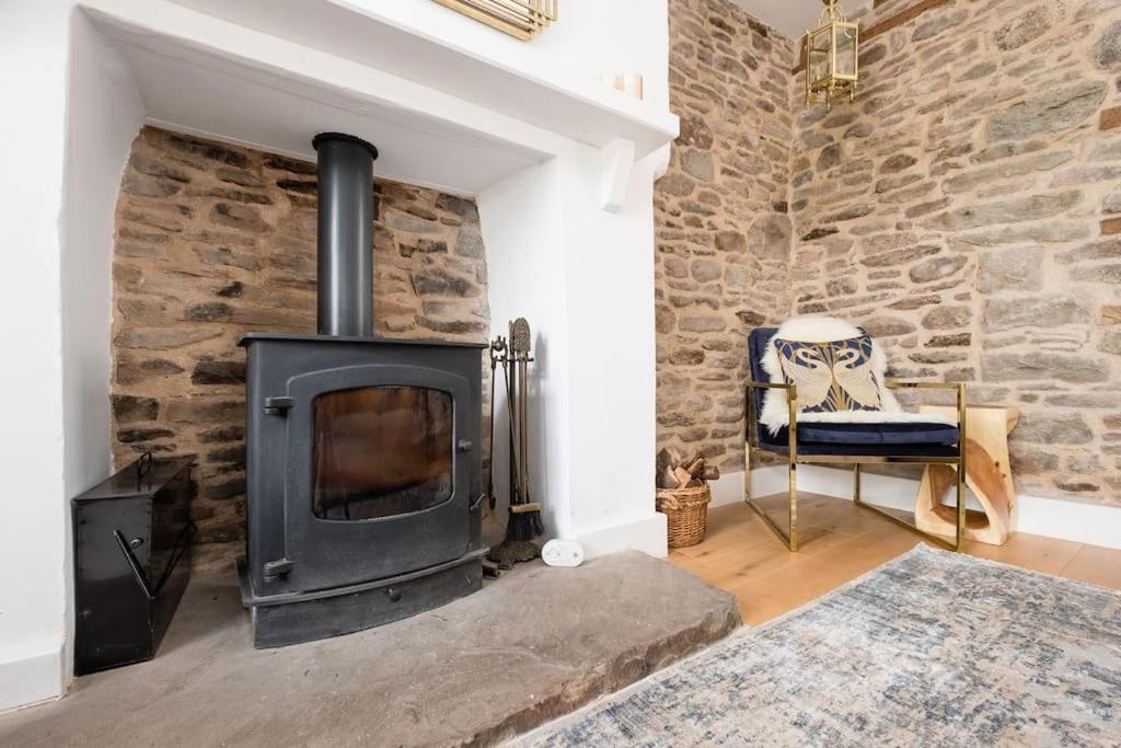 Luxury Cottage Near Hay-On-Wye Llanigon Exterior photo